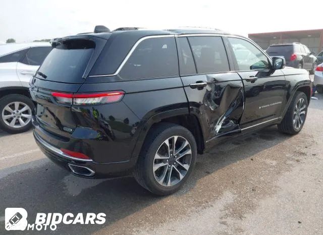 Jeep Grand Cherokee - 4