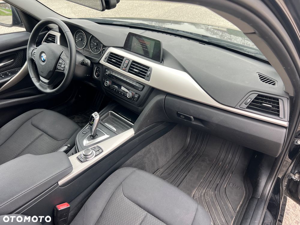 BMW Seria 3 316d - 23