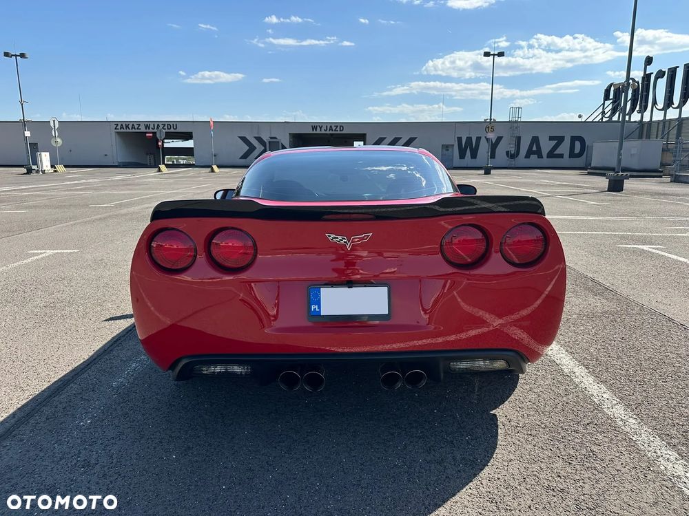 Chevrolet Corvette - 6