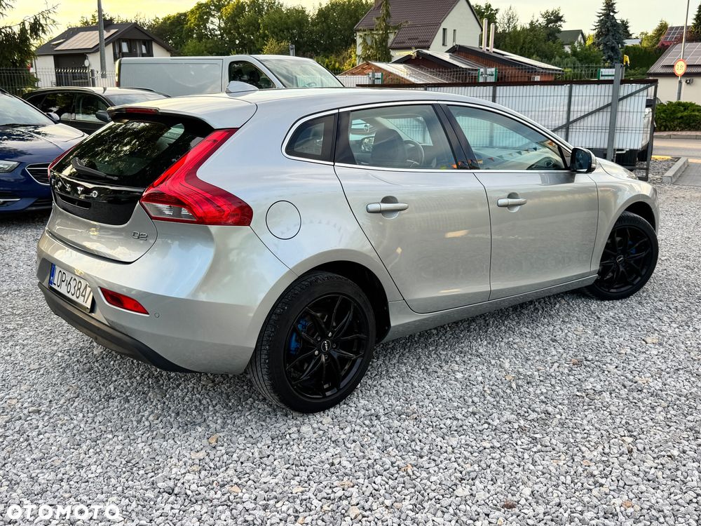 Volvo V40 D2 Momentum - 6