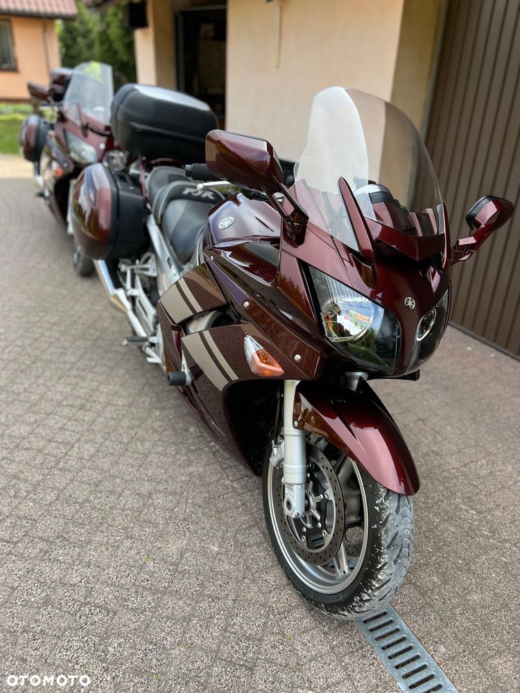 Yamaha FJR - 15