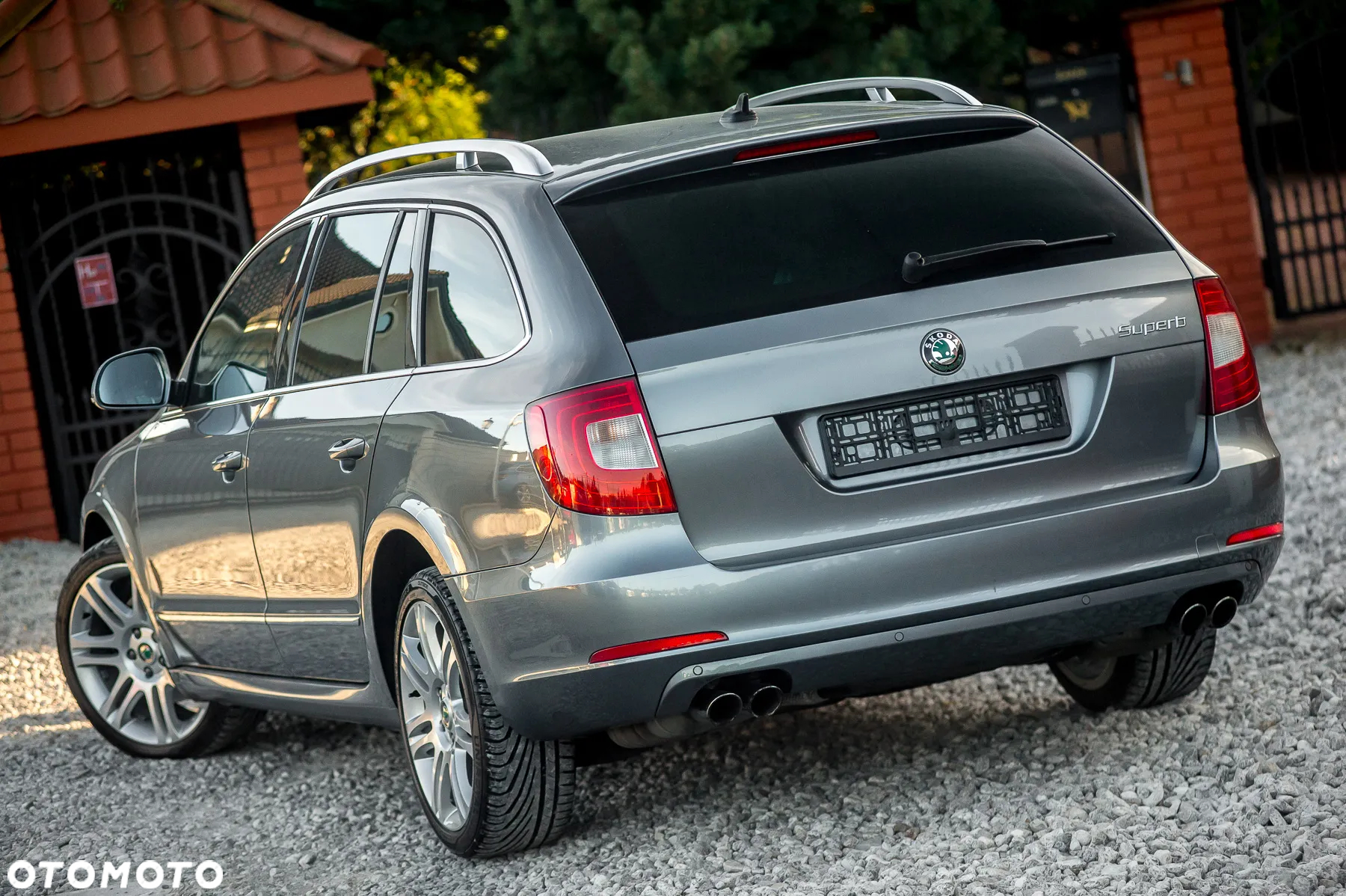 Skoda Superb Combi 2.0 TSI DSG Exclusive - 9