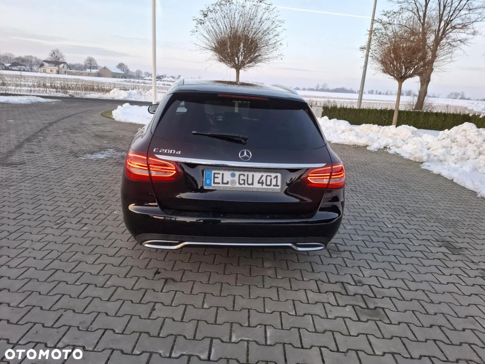 Mercedes-Benz Klasa C - 12