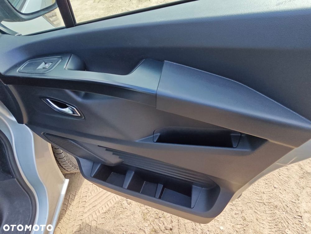 Renault Trafic Kombi 2.0 L2 Equilibre - 11