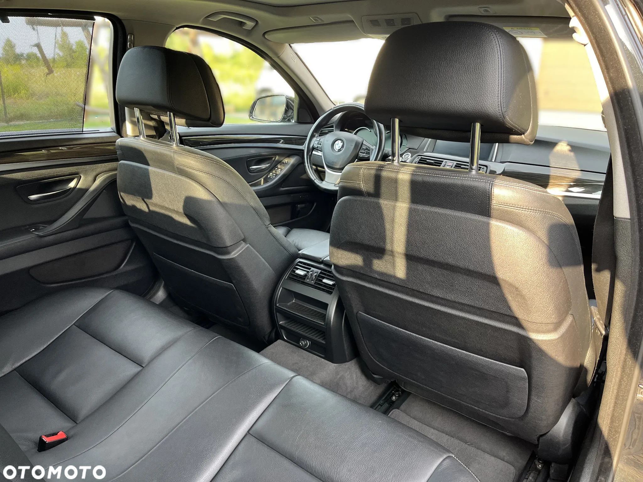 BMW Seria 5 520d xDrive Luxury Line - 12