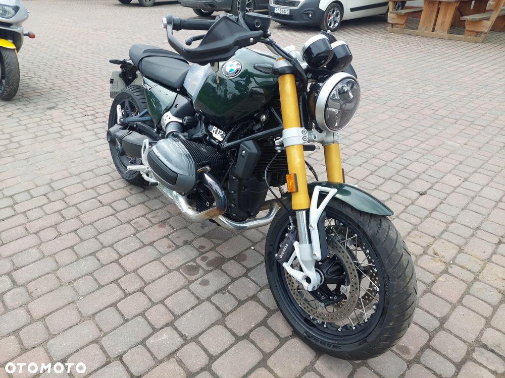 BMW R - 8