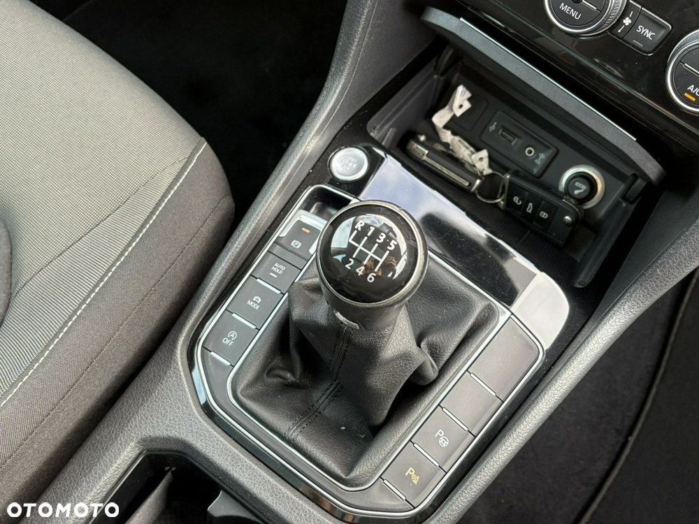 Volkswagen Golf Sportsvan 2.0 TDI (BlueMotion Technology) Highline - 17