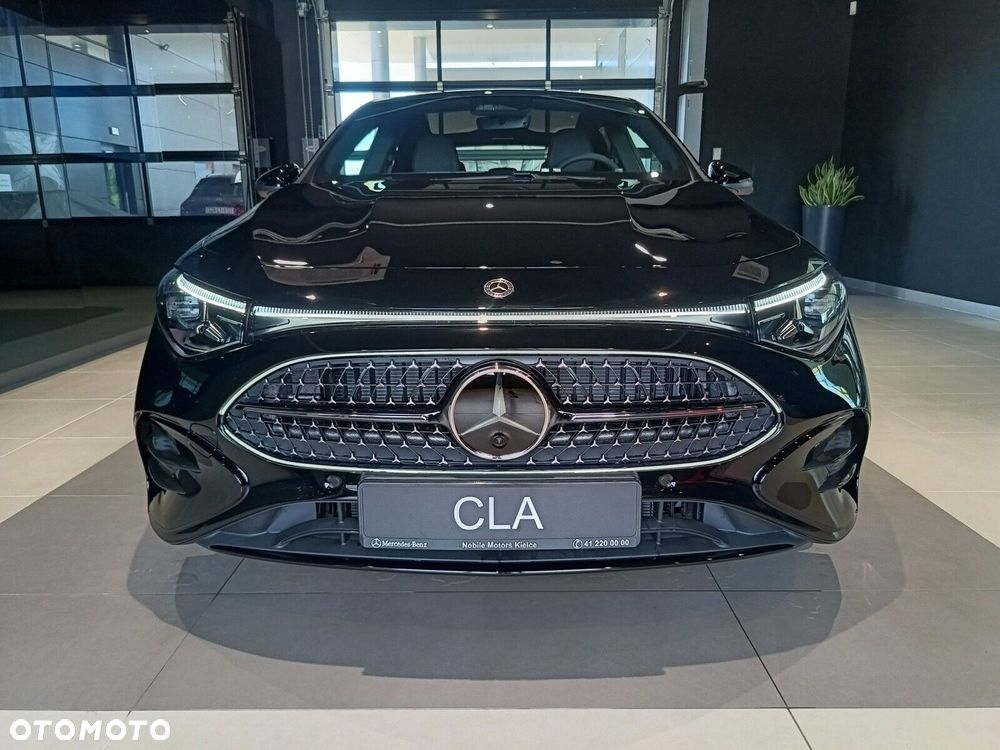 Mercedes-Benz CLA - 2