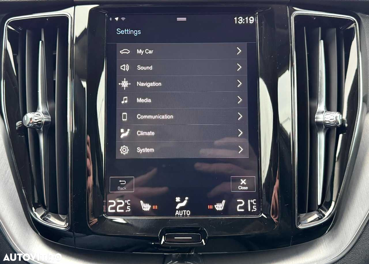 Volvo XC 60 D4 Momentum - 31