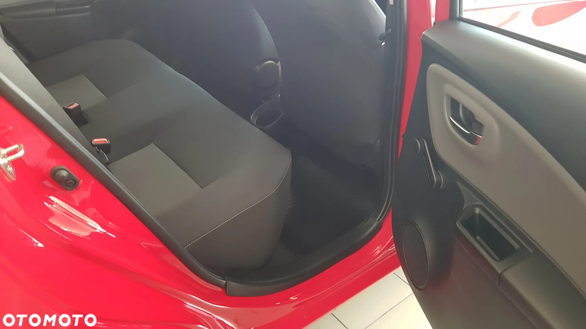 Toyota Yaris - 13