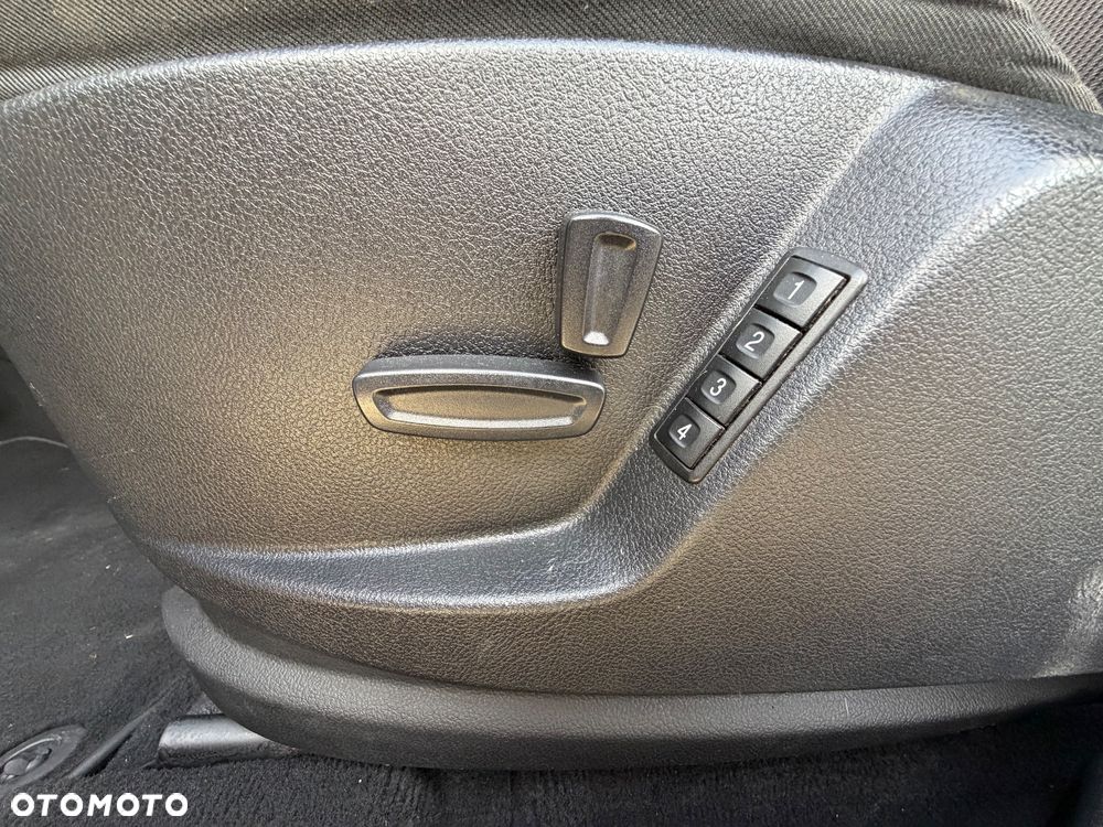 Ford Galaxy 2.0 TDCi Titanium - 16