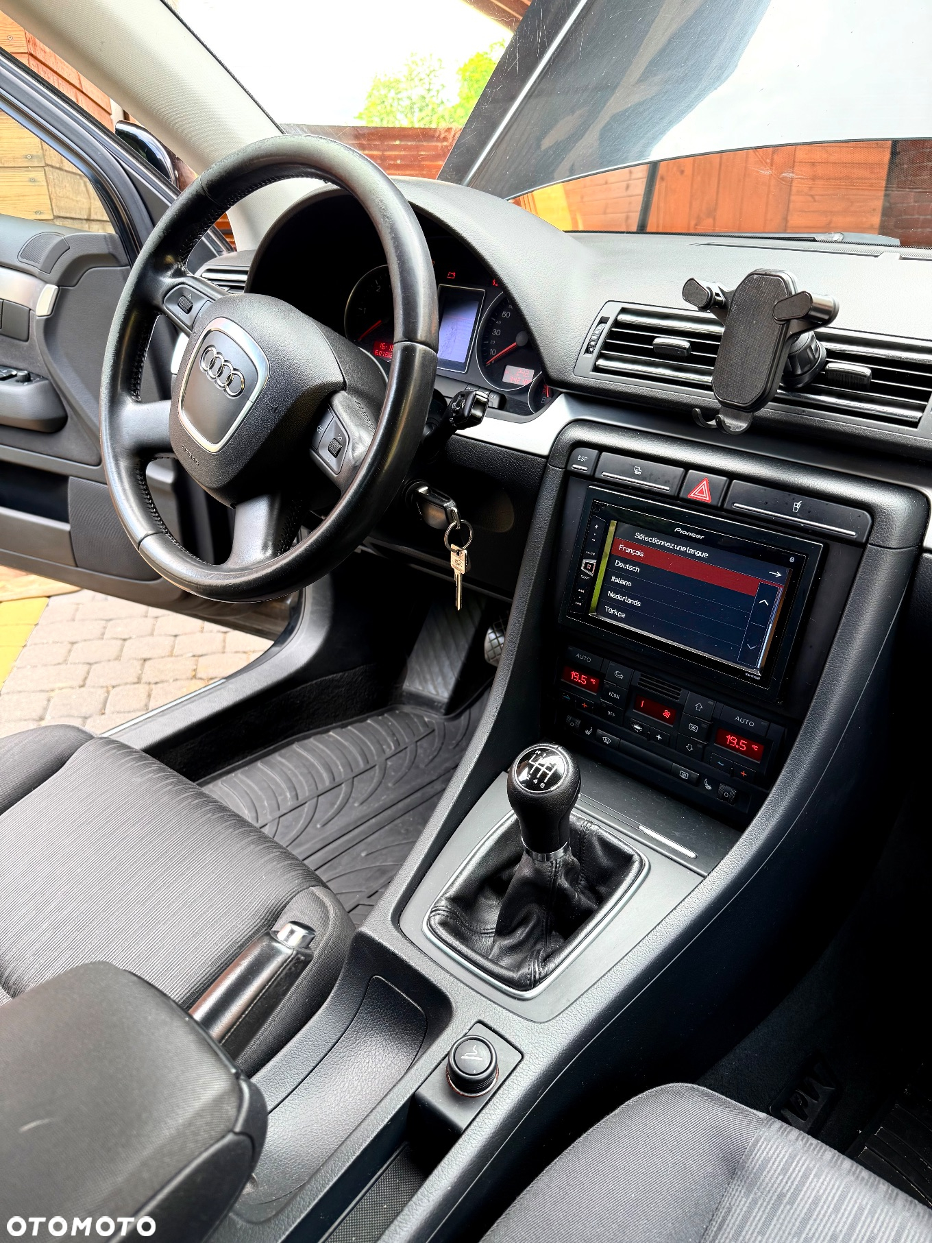 Audi A4 2.0 TDI - 9