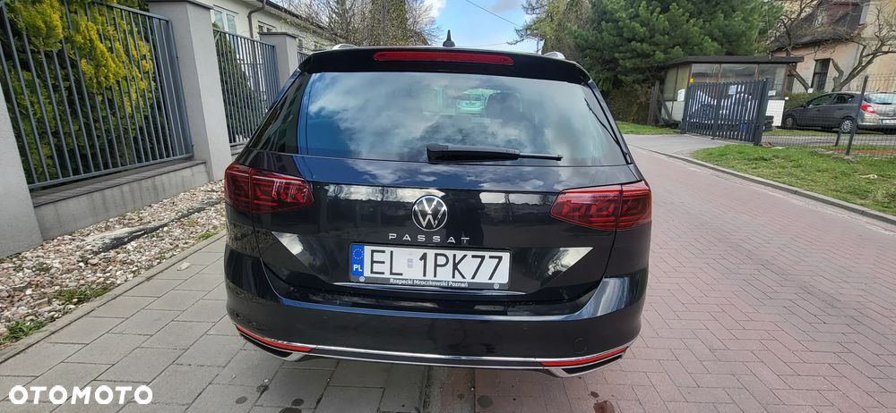 Volkswagen Passat 2.0 TDI Elegance DSG - 5