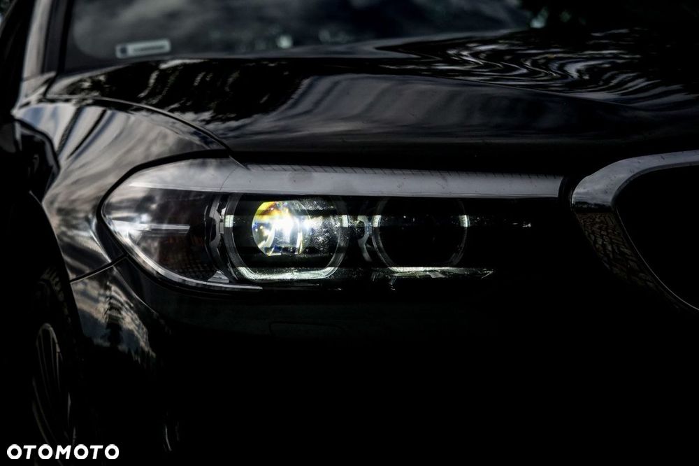 BMW Seria 5 518d Luxury Line sport - 23