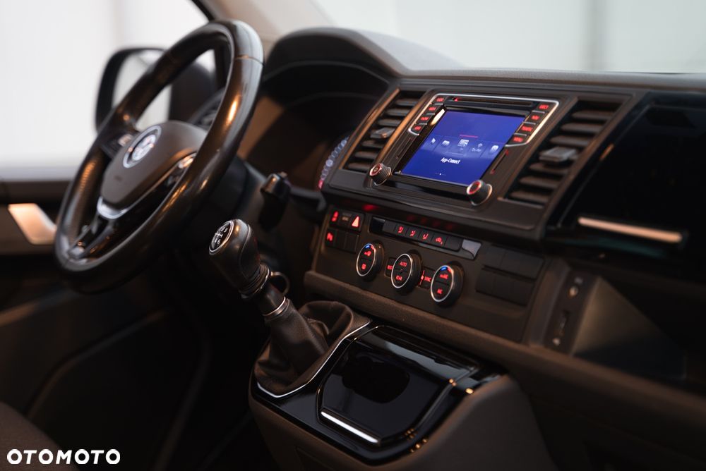 Volkswagen Multivan 2.0 TDI L1 Comfortline - 25