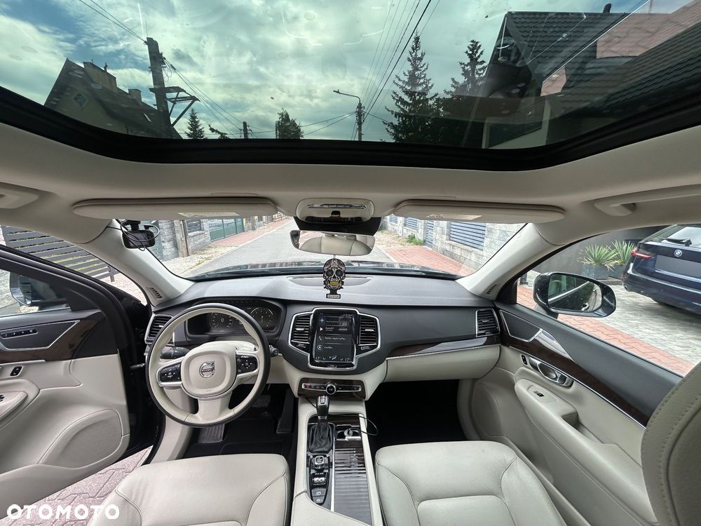 Volvo XC 90 T6 AWD Geartronic Momentum - 11