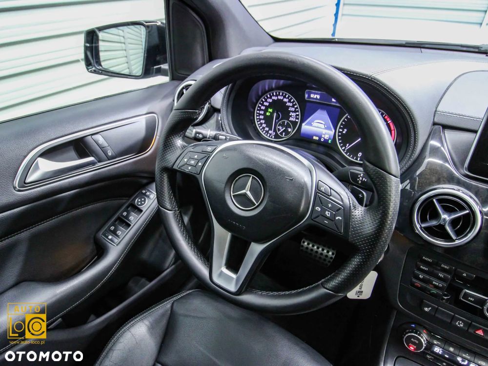 Mercedes-Benz Klasa B 180 d 7G-DCT SCORE - 25