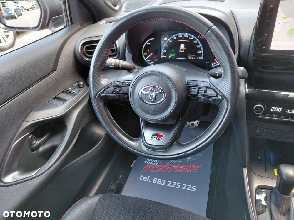 Toyota Yaris Cross - 23