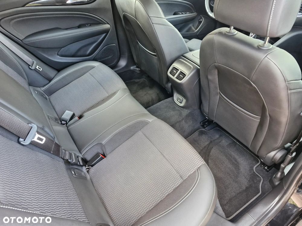 Opel Insignia 2.0 CDTI Cosmo S&S - 15