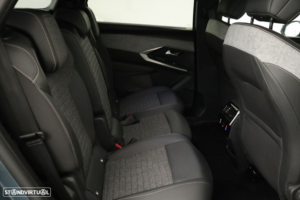 Peugeot 5008 1.2 Hybrid Allure e-DCS6 - 22