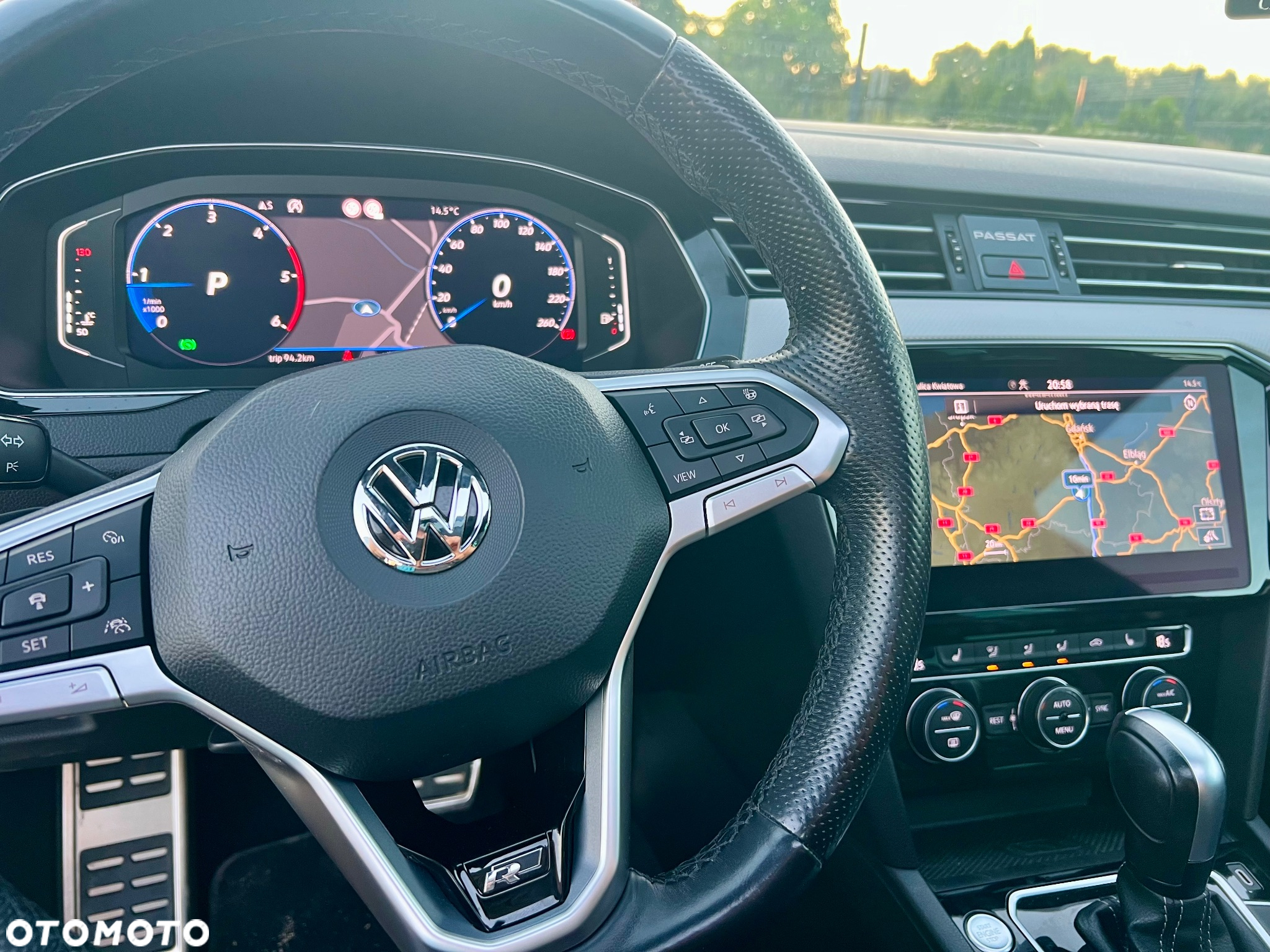 Volkswagen Passat 2.0 TDI SCR R-Line Plus DSG - 11