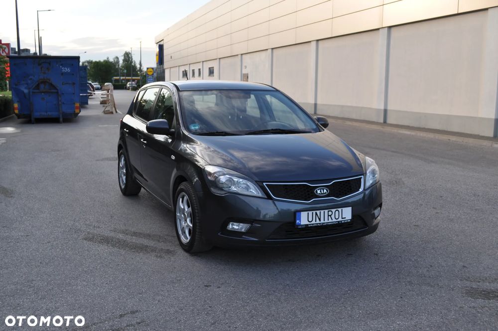Kia Ceed - 3