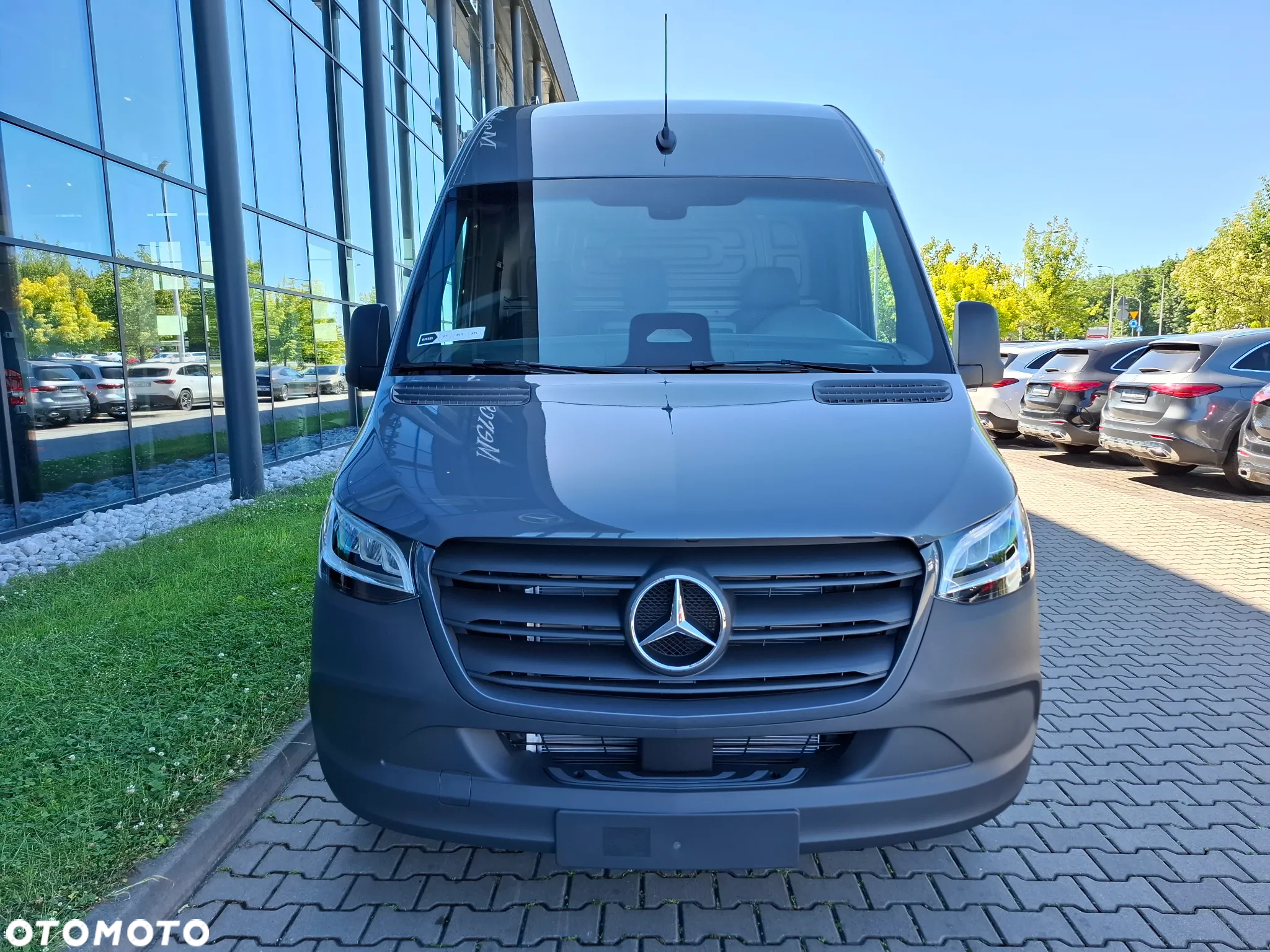 Mercedes-Benz Sprinter 317 CDI Furgon PRO 3665 mm L2H2 - 4