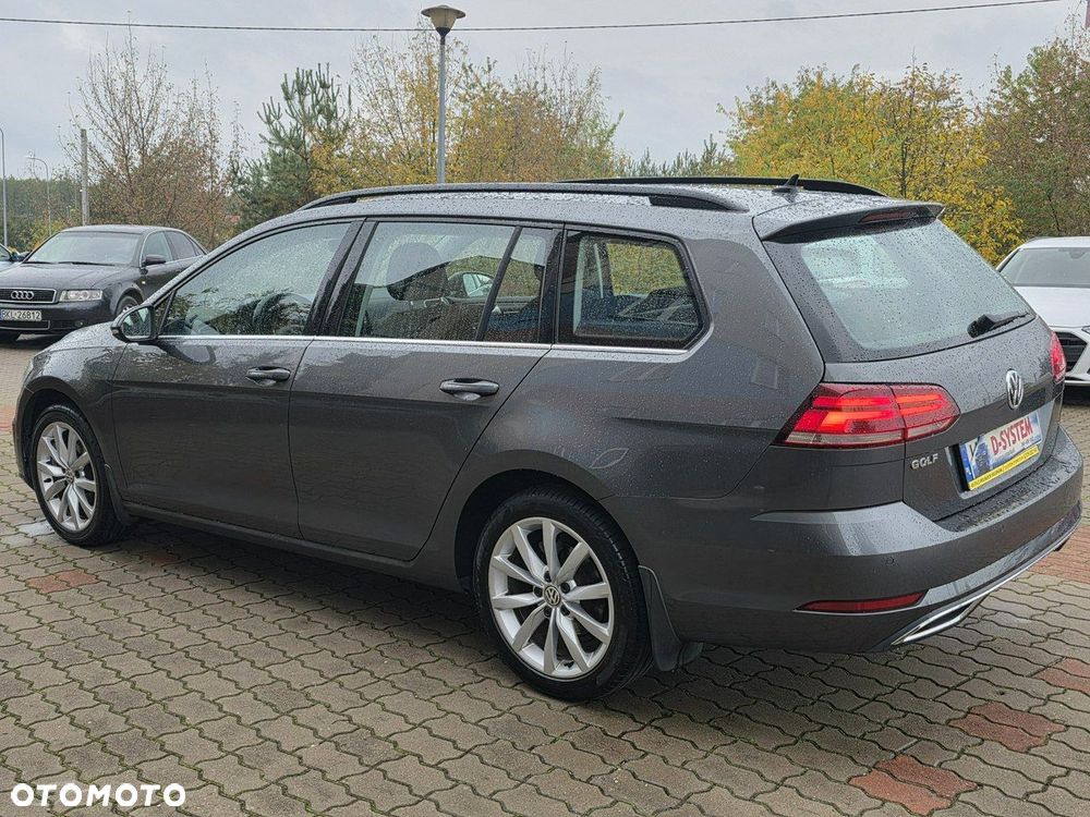 Volkswagen Golf Variant - 15