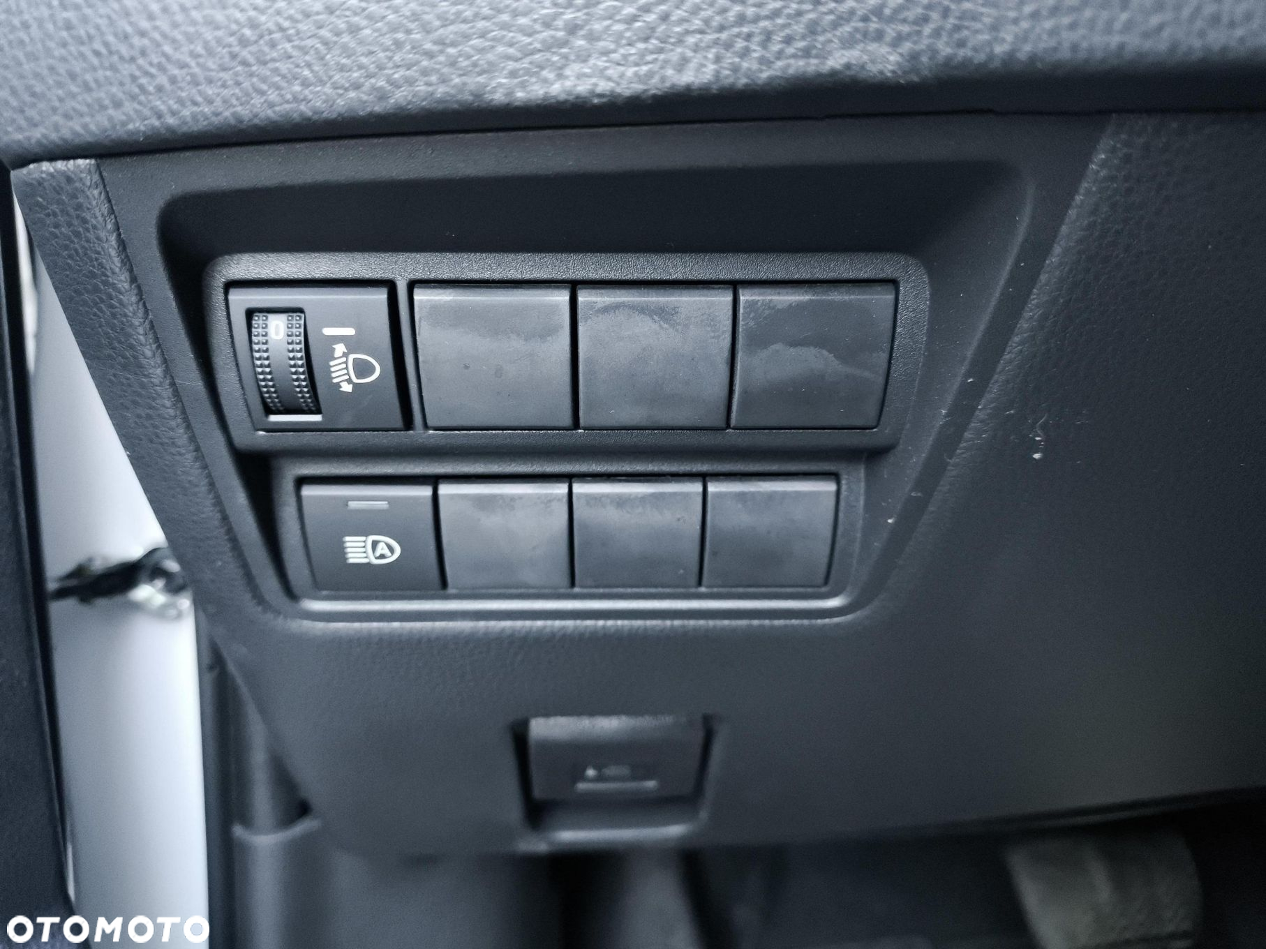 Toyota Yaris - 22