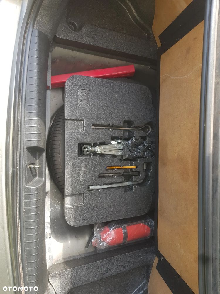 Honda Civic 1.8 Comfort - 29