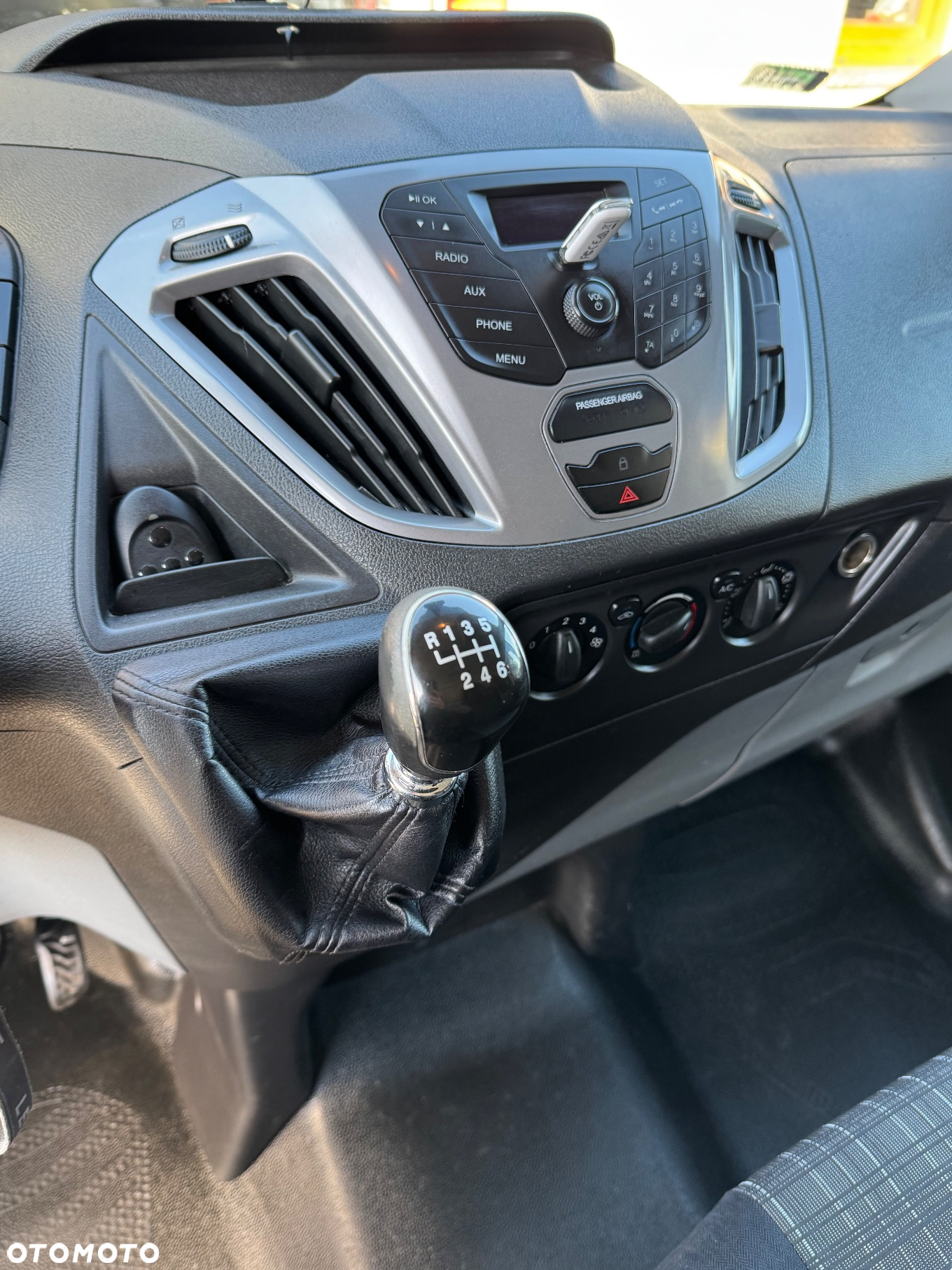 Ford Transit Custom - 12