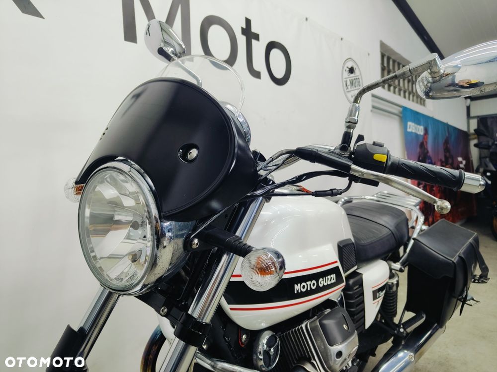 Moto Guzzi V7 - 18