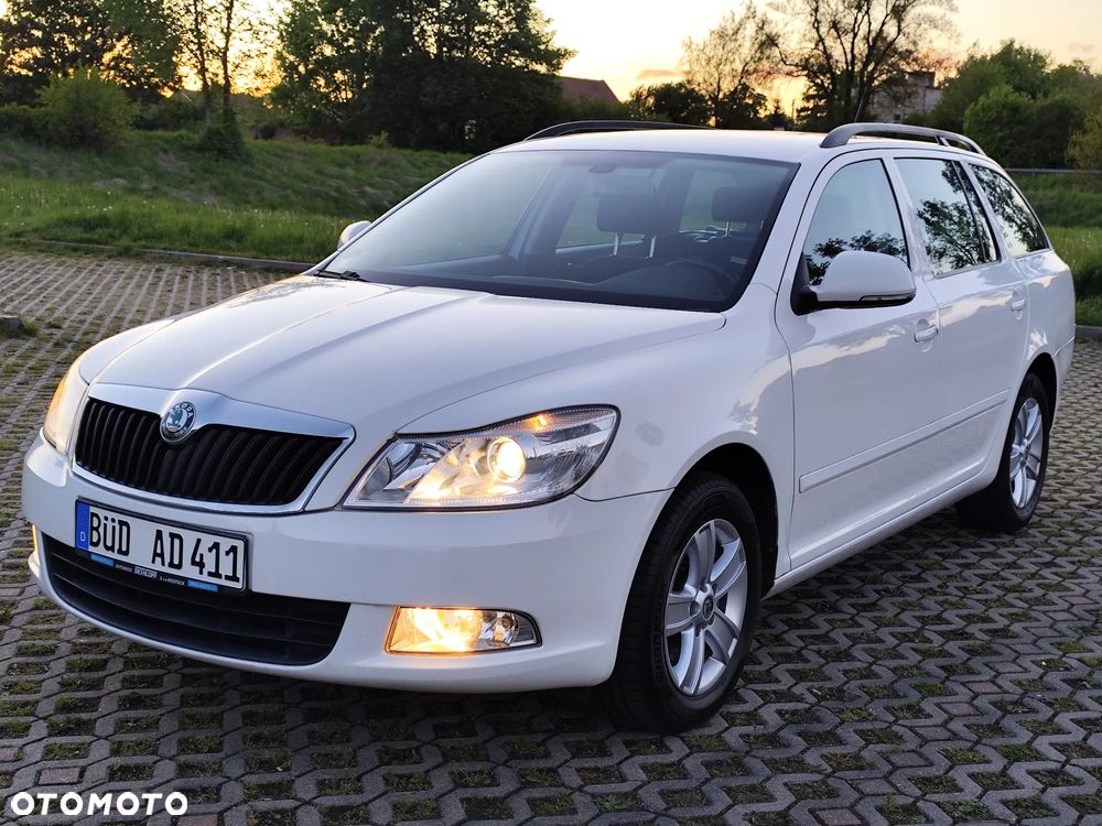 Skoda Octavia 1.4 TSI IMPULS EDITION - 32