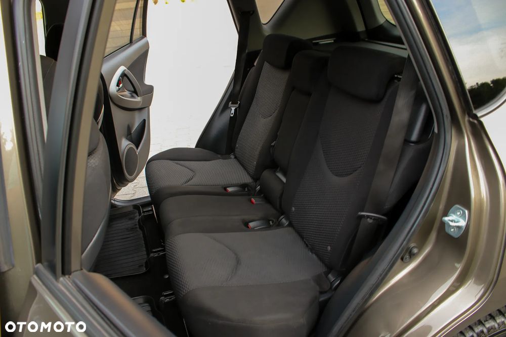Toyota RAV4 2.0 4x2 Sol - 29