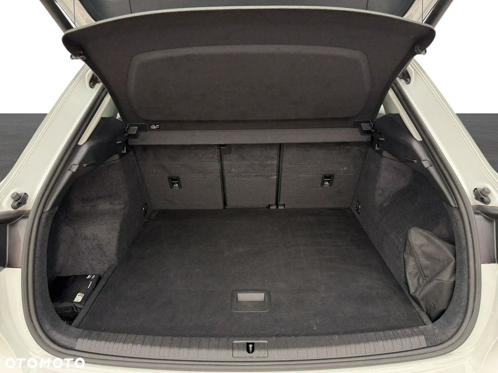 Audi Q3 Sportback - 12