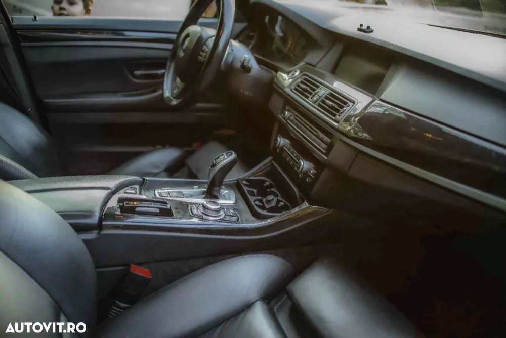 BMW 5 Series 2012 — imagine 15