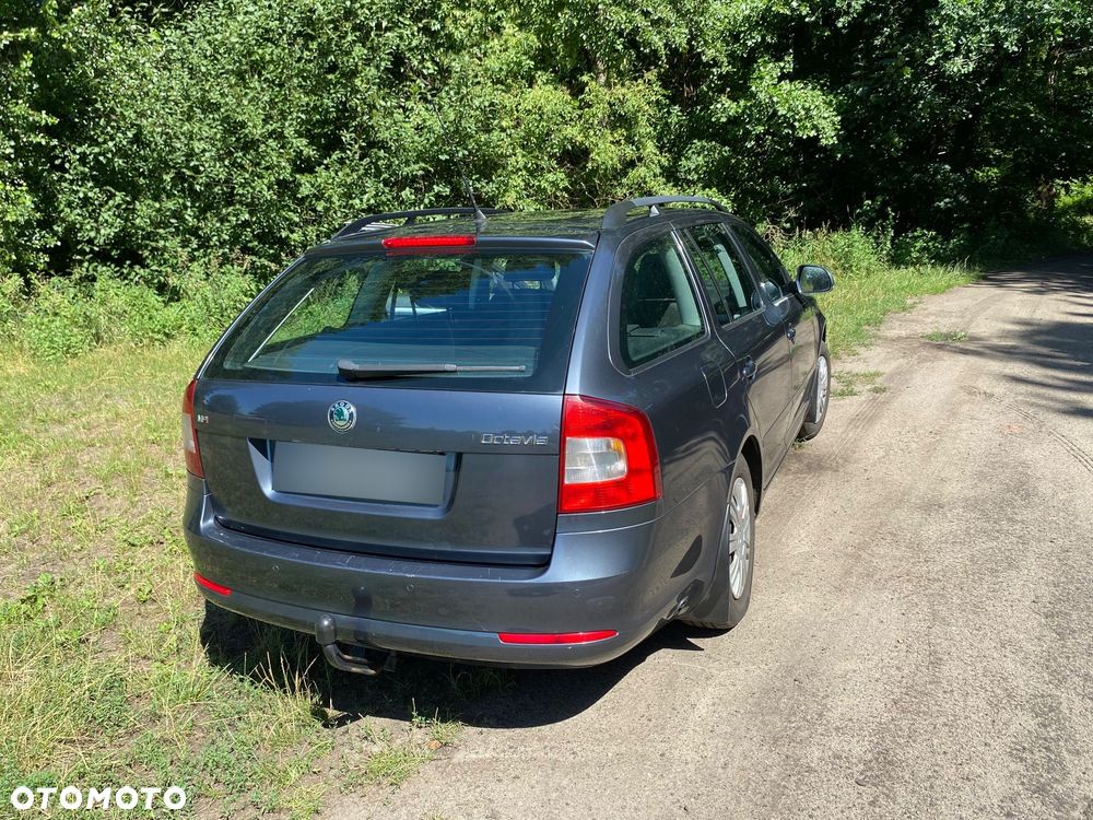 Skoda Octavia 1.6 - 3
