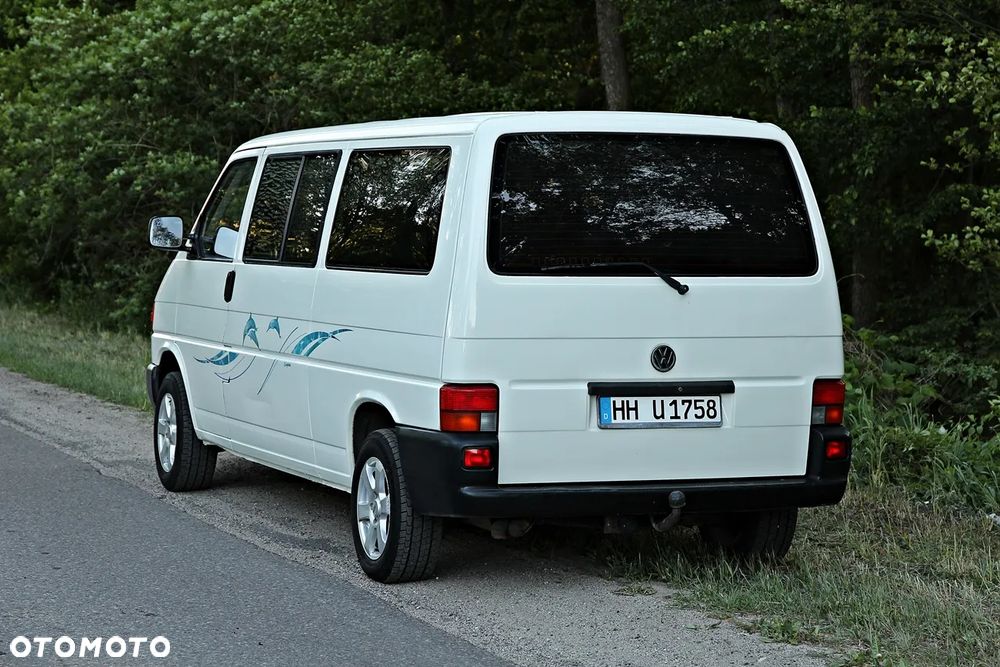 Volkswagen Multivan - 13