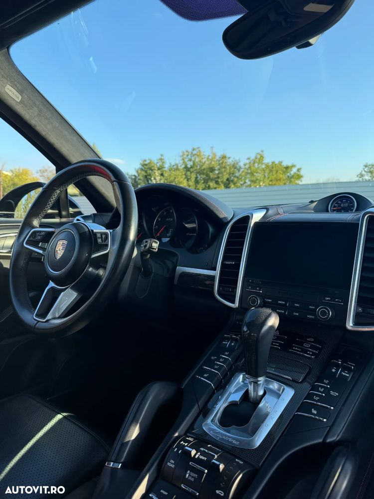 Porsche Cayenne 3.6 L GTS - 28