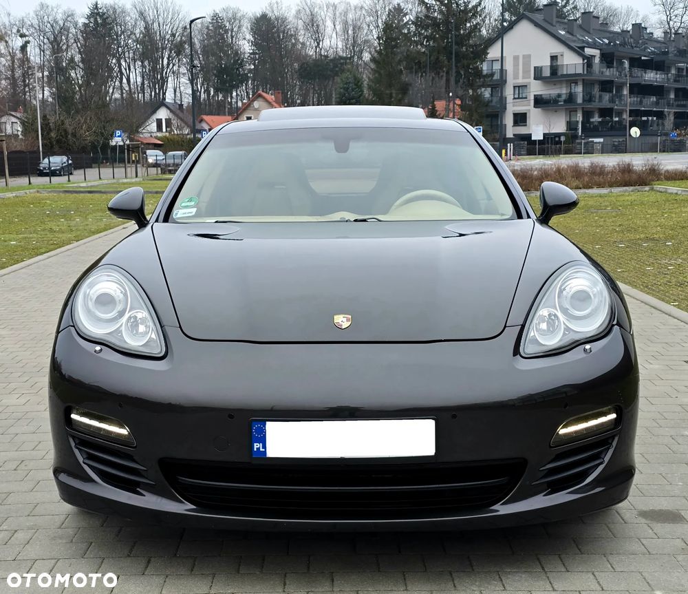 Porsche Panamera 4S PDK - 19