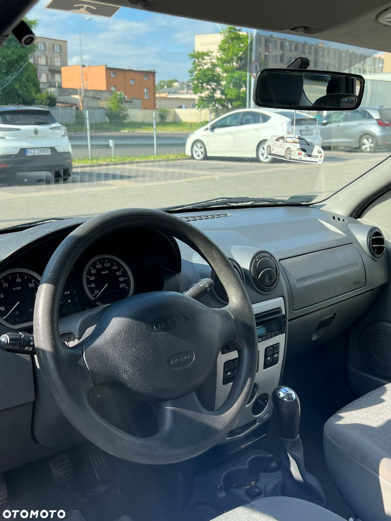 Dacia Logan MCV 1.6 16V Laureate - 11