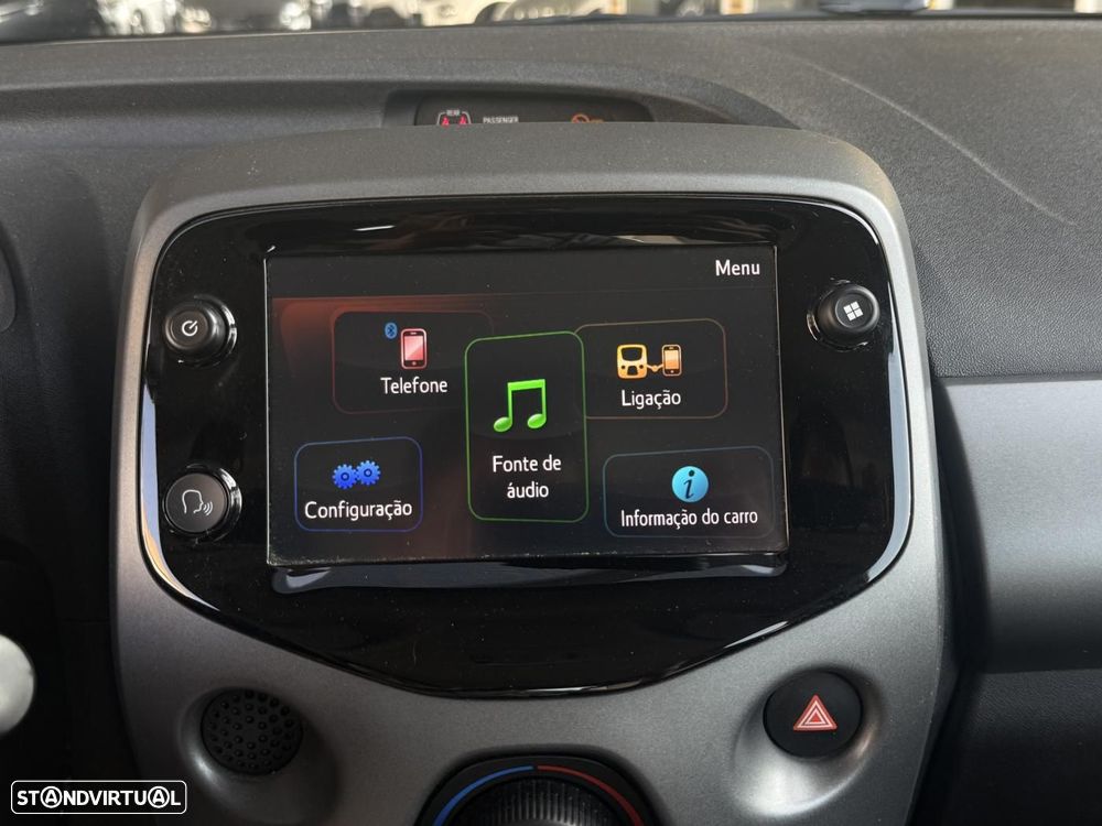 Toyota Aygo 1.0 X-Play+X-Touch - 24