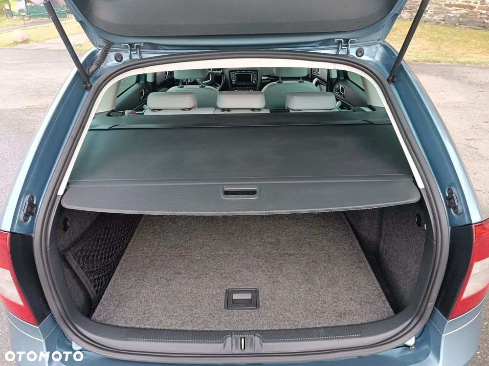 Skoda Octavia 1.8 TSI L&K DSG - 18