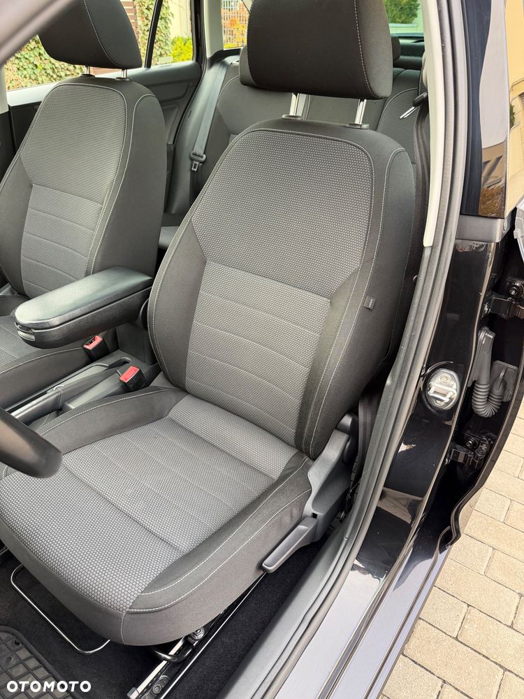 Skoda RAPID 1.4 TSI Ambition Max DSG - 18