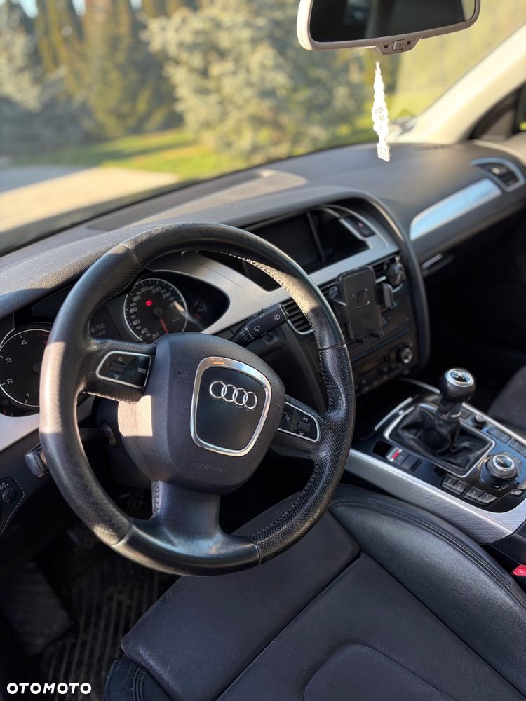Audi A4 Limousine 2.0 TDI Quattro - 10