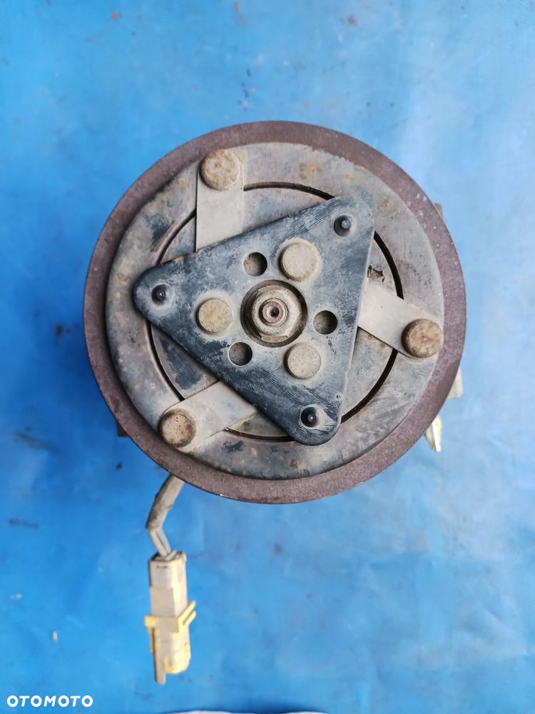Sprężarka pompa kompresor klimatyzacji Sanden 9646279880 Citroen Berlingo  C2  C3  C3 Pluriel  XSARA Xsara Picasso Peugeot 206 Peugeot 206+ Peugeot 307 Peugeot Partner - 3