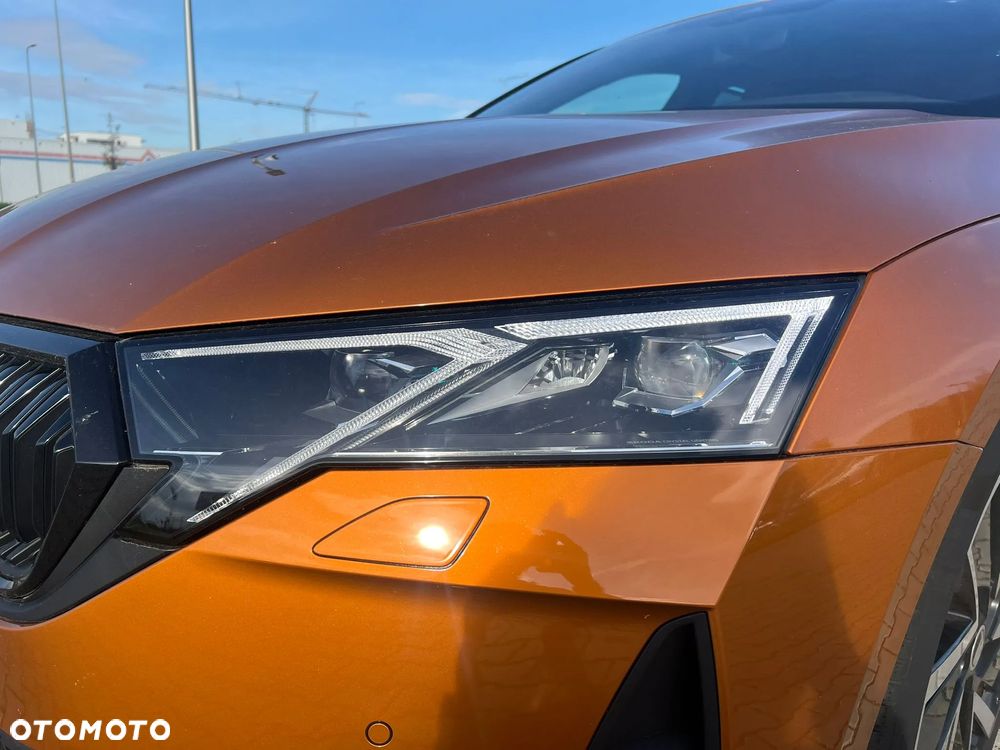 Skoda Octavia 2.0 TDI Sportline DSG - 27