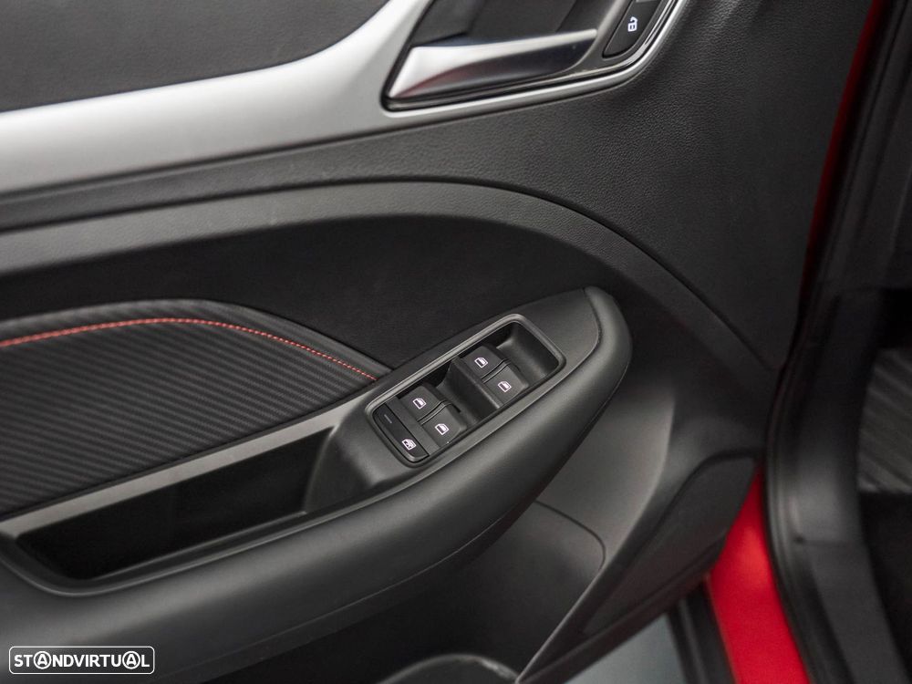 MG ZS EV 50.3 kWh Luxury - 16