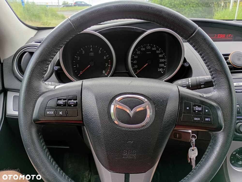 Mazda 3 - 5