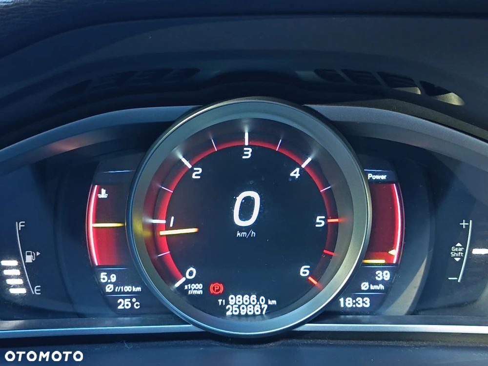 Volvo V40 D2 RDesign - 18